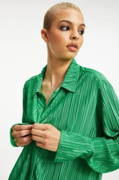GOOD AMERICAN ALWAYS FITS PLISSÉ SHIRT | SUMMER GREEN002