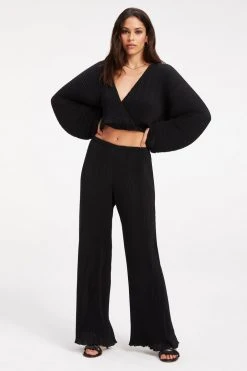GOOD AMERICAN ALWAYS FITS PLISSÉ SCULPTED TOP | BLACK001 Tops