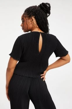 Cheap ✔️ GOOD AMERICAN ALWAYS FITS PLISSÉ TOP | BLACK001 Tops 🔔 15 GOOD AMERICAN ALWAYS FITS PLISSÉ TOP | BLACK001 Tops