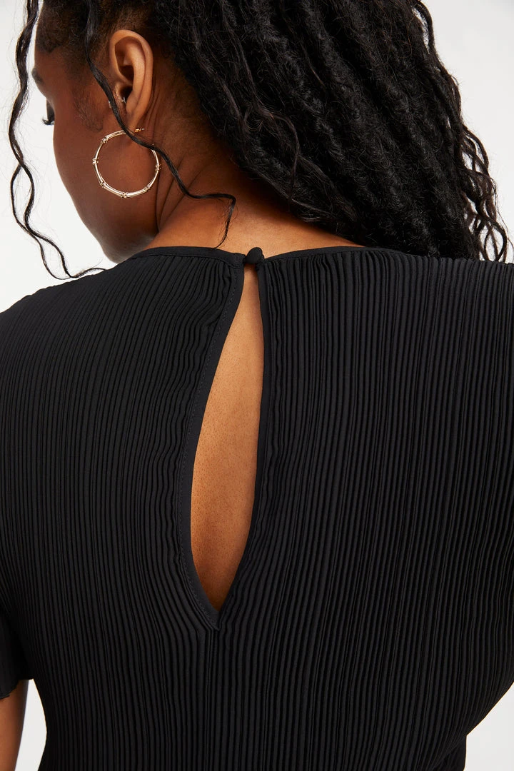 Cheap ✔️ GOOD AMERICAN ALWAYS FITS PLISSÉ TOP | BLACK001 Tops 🔔 5 GOOD AMERICAN ALWAYS FITS PLISSÉ TOP | BLACK001 Tops