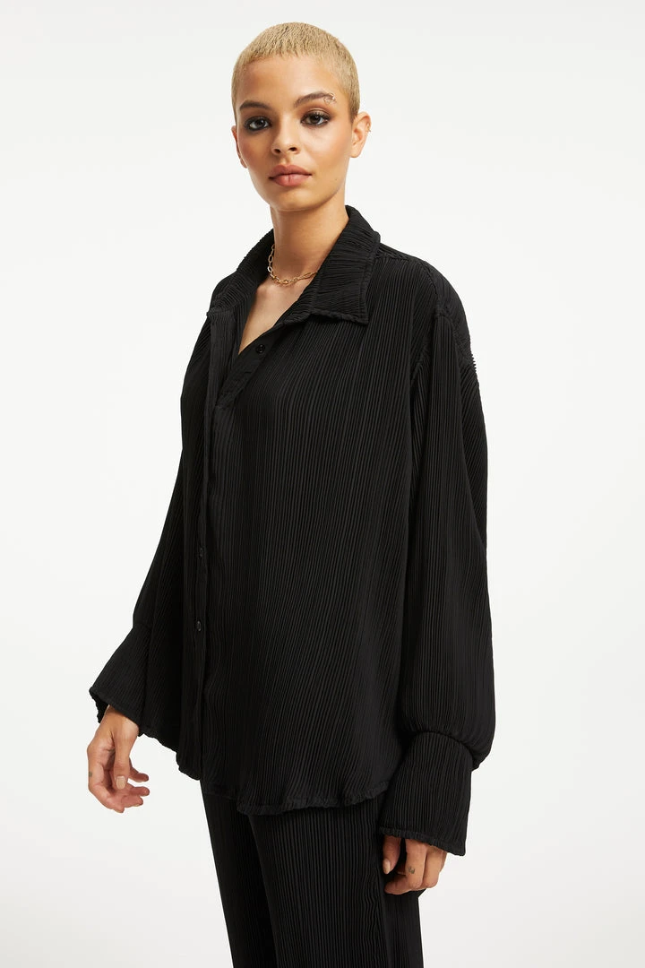 Coupon 😍 GOOD AMERICAN Tops ALWAYS FITS PLISSÉ SHIRT | BLACK001 ❤️ 3 GOOD AMERICAN Tops ALWAYS FITS PLISSÉ SHIRT | BLACK001