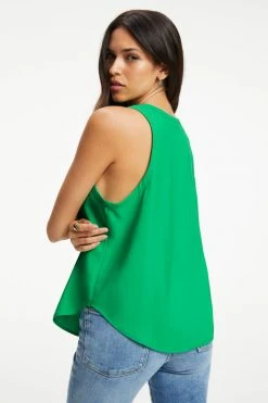 GOOD AMERICAN WOVEN CUT IN TANK | SUMMER GREEN002
