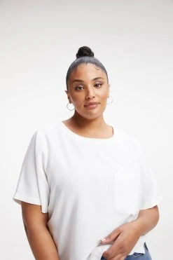 GOOD AMERICAN WOVEN POCKET TEE | IVORY001