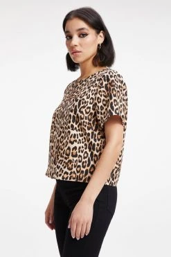 GOOD AMERICAN Tops WOVEN POCKET TEE | GOOD LEOPARD003